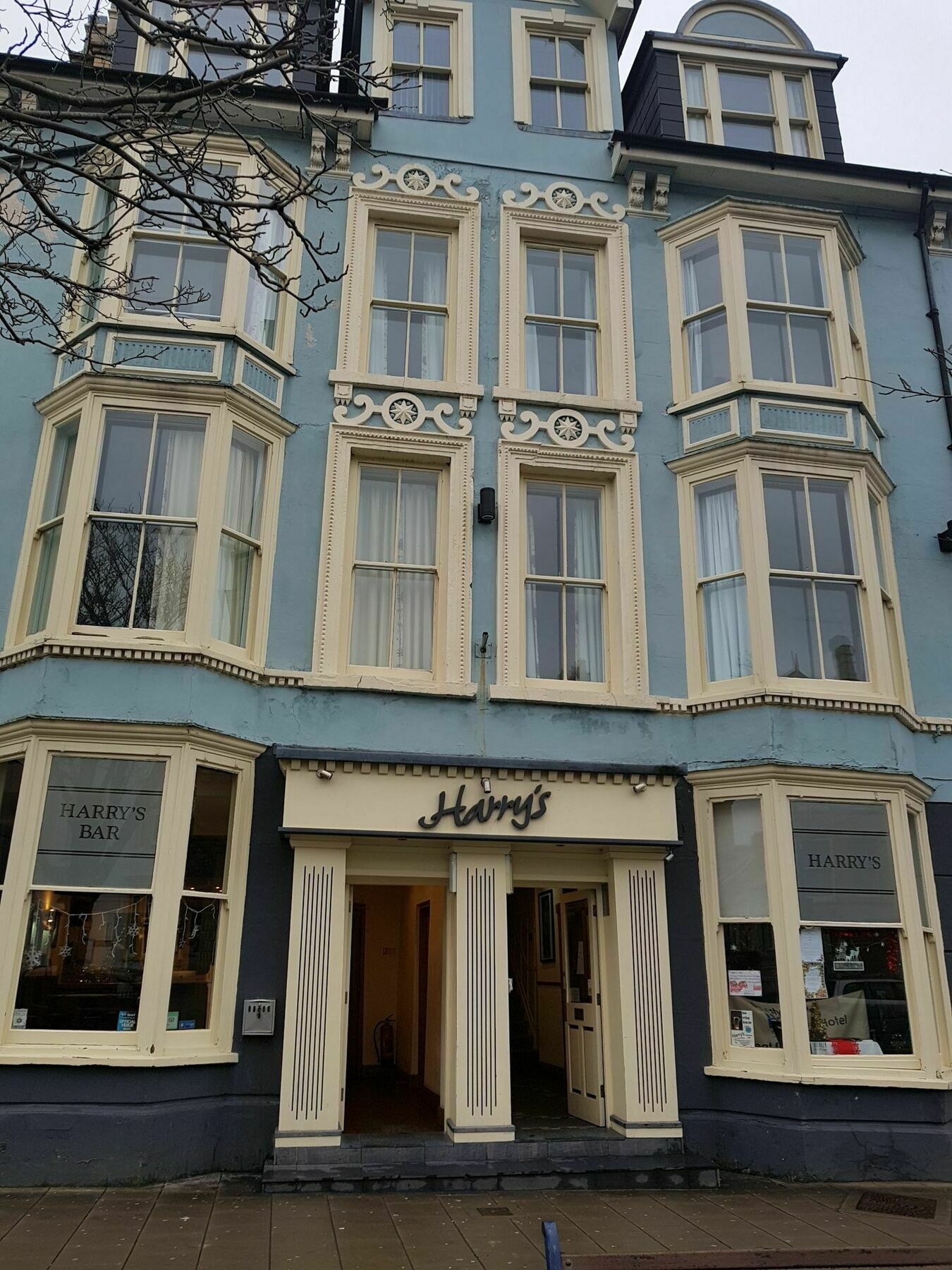 Harry'S Hotel & Restaurant อาเบอรีสวิท ภายนอก รูปภาพ